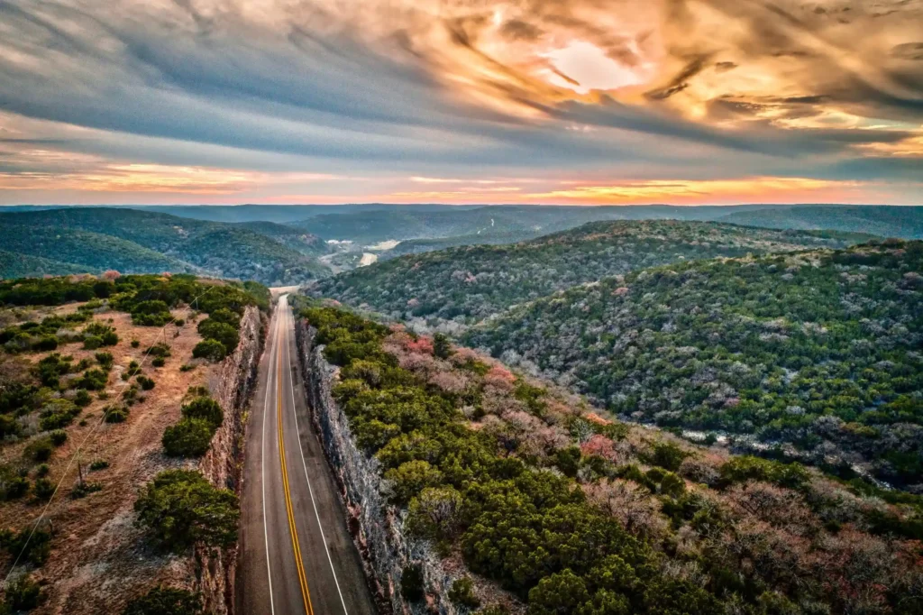 6846C6C16A31531A31F22290 Texas Hill Country Sunset 11Zon